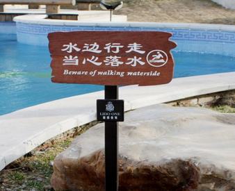 ���^(q��)���R����